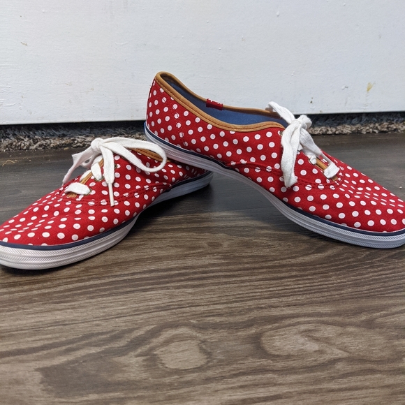 keds red and white polka dot